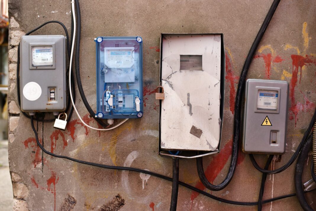 Rozdzielnica elektryczna do domu jednorodzinnego: ile modułów wybrać, by nie zabrakło miejsca? Rozdzielnica elektryczna do domu jednorodzinnego: ile modułów wybrać, by nie zabrakło miejsca?